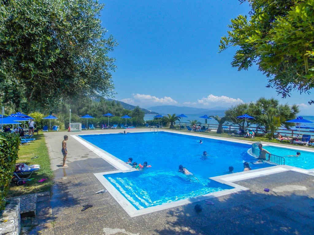 Manto On The Beach Apartments Barbati Exteriér fotografie